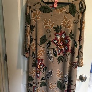 Floral long top
